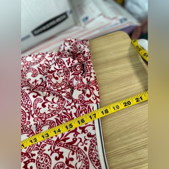 Athleta Women’s Paisley Print 1/4 Zip Long Sleeve Pull Over Top Red & White S - Picture 8 of 10